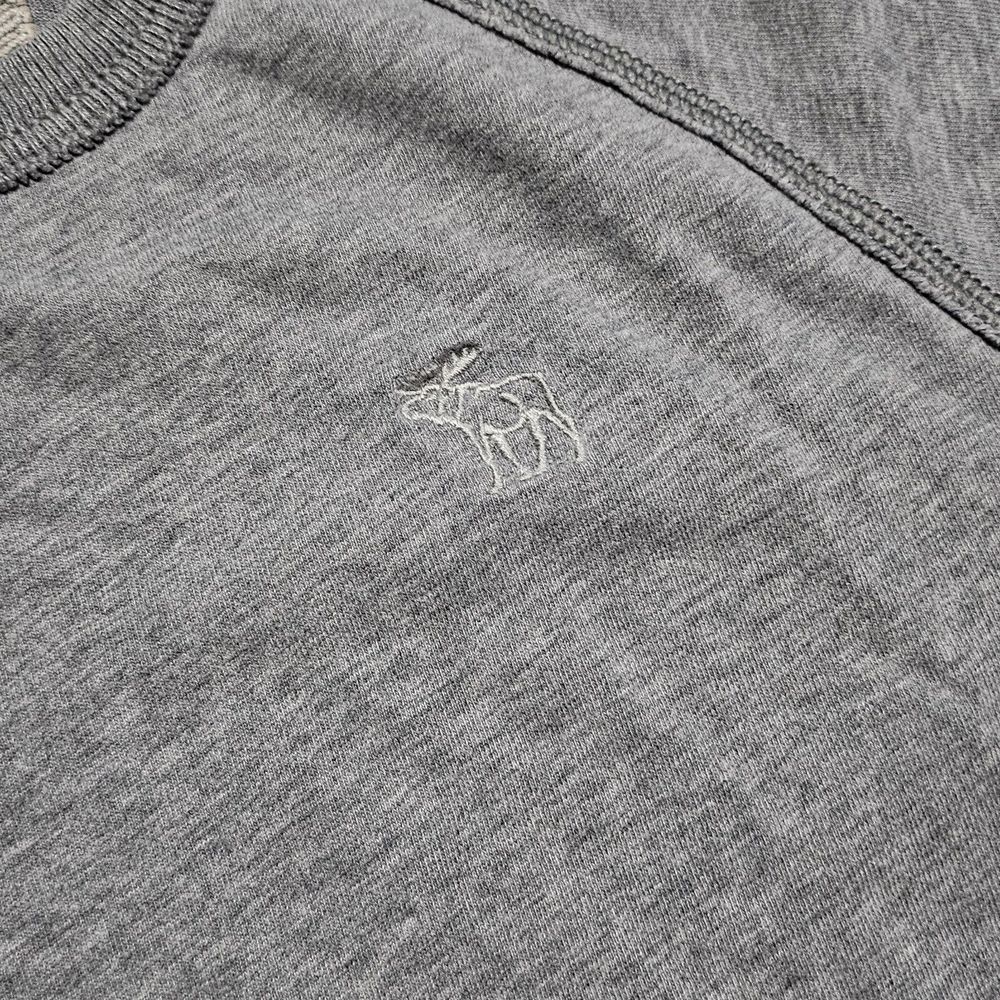 Abercrombie & Fitch Muscle Sweater Mens Small Gray Crewneck Long Sleeve - Picture 5 of 8